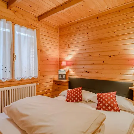 Hotiday Hotel apartamentowy 3*