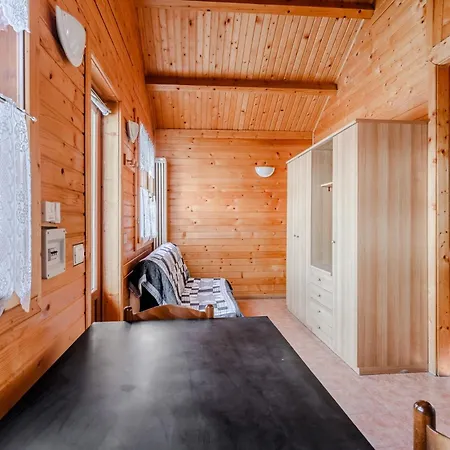 Hotiday 公寓式酒店 3*