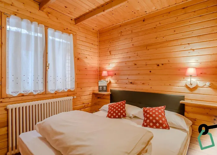 Hotiday Aparthotel 3*