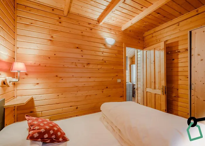 Hotiday 普拉吉拉托