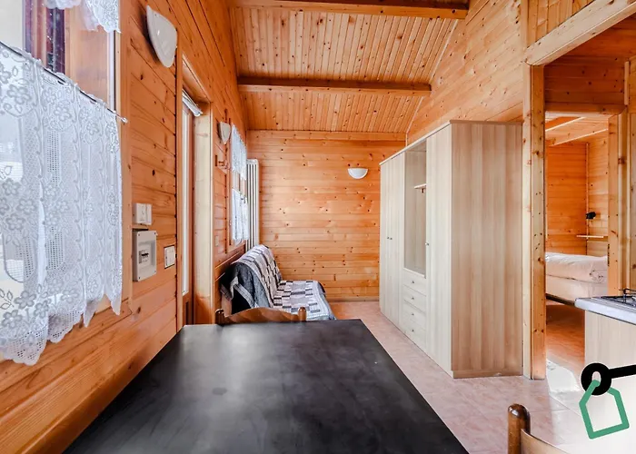 Hotiday Aparthotel 3*