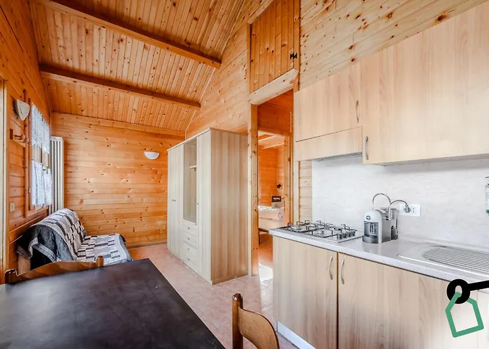 Hotiday 3* 普拉吉拉托